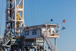 Fuldex Rig Arrival of Helmerich & Payne’s FlexRig® drilling rig in Australia to ...